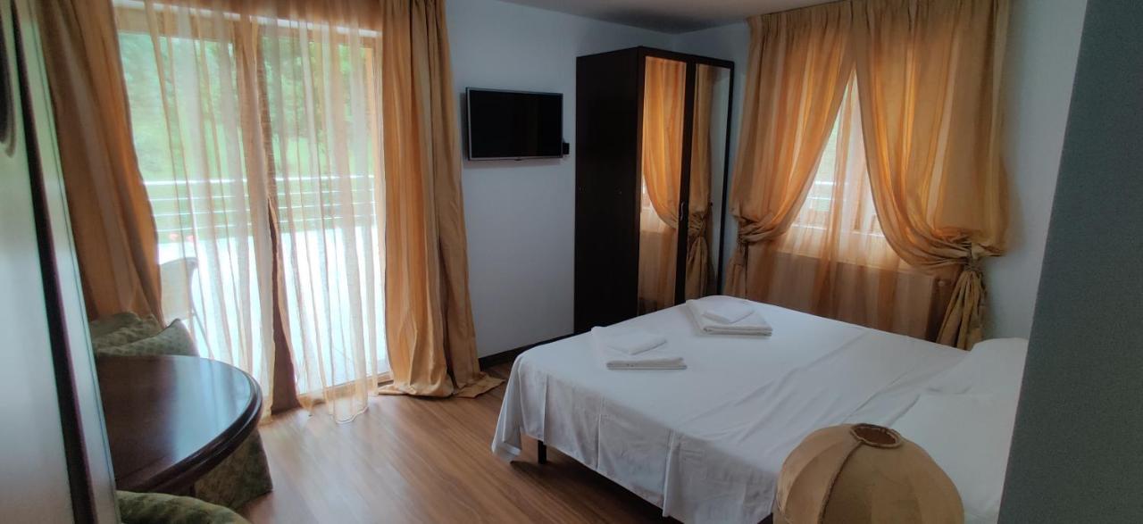 Vila Deal Săcele Exterior foto